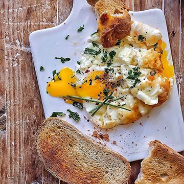 Brunch : Oeufs poêlés aux fines herbes en livraison à Paris